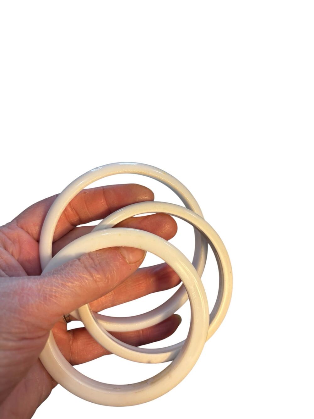 Vintage Ivory Acrylic Bangle Bracelet Set of 3 Lucite Minimalist Stack 8”
